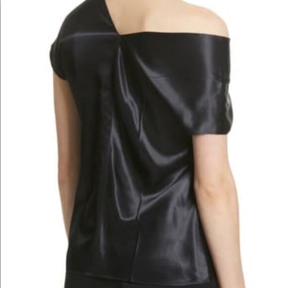 Helmut Lang Asymmetric Viscose Black Top - Picture 2 of 8